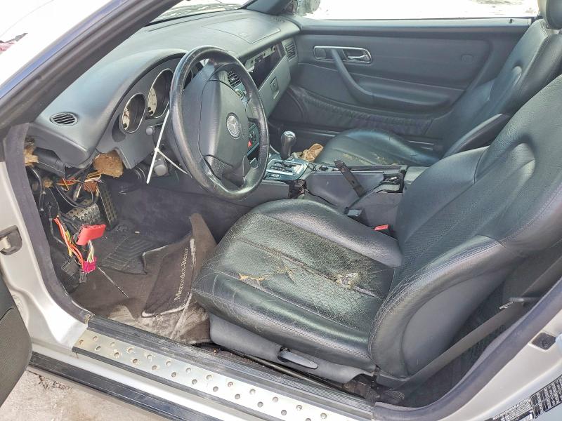51835986 :رقم المزاد ، WDBKK47F4YF163147 vin ، 2000 Mercedes-benz Slk مزاد بيع