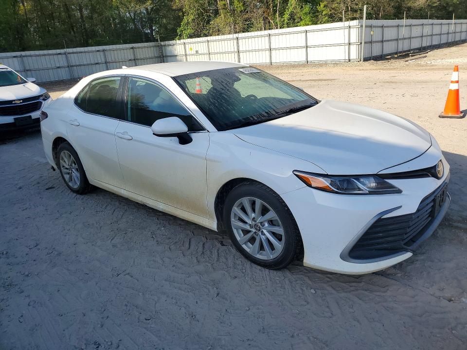 2022 Toyota Camry მანქანა იყიდება აუქციონზე, vin: 4T1C11AK8NU639092, აუქციონის ნომერი: 48268476