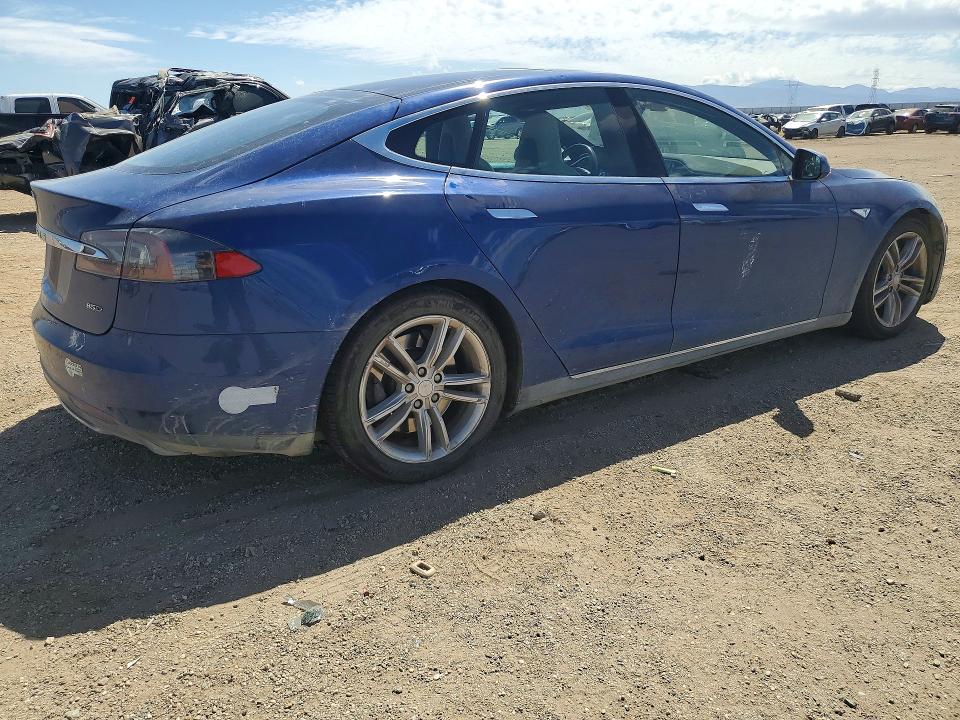 Aukcja sprzedaży 2015 Tesla Model S, vin: 5YJSA1E25FF102121, numer aukcji: 51403236
