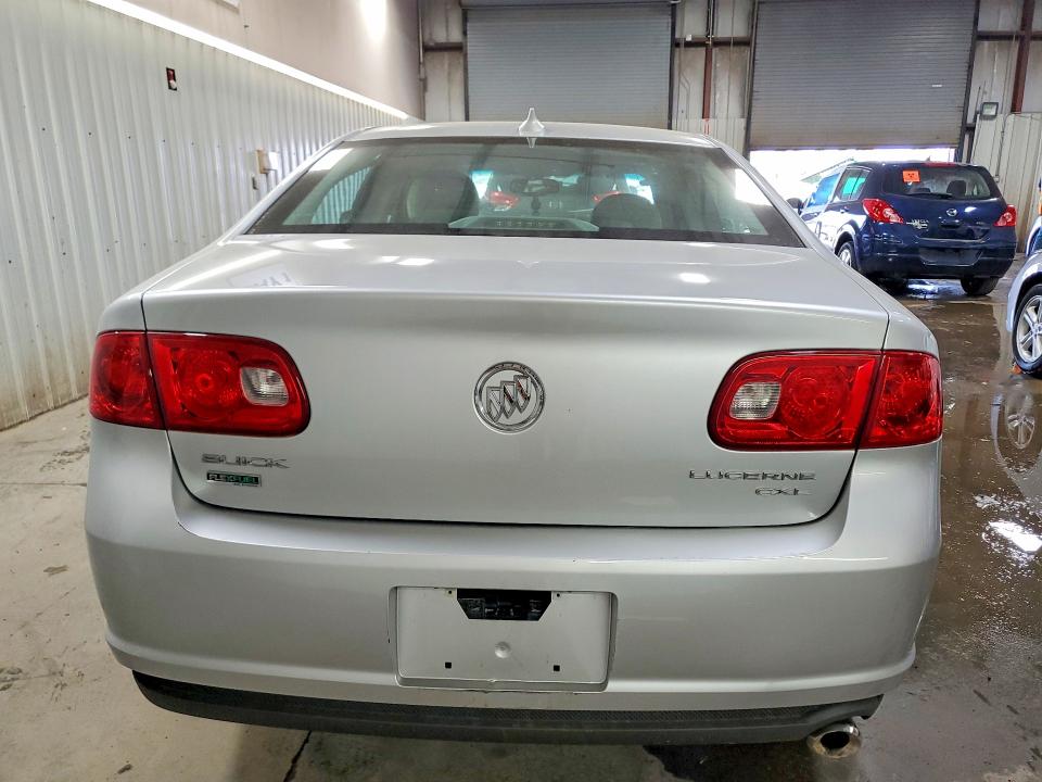 50117296 :رقم المزاد ، 1G4HC5EM2BU135992 vin ، 2011 Buick Lucerne مزاد بيع
