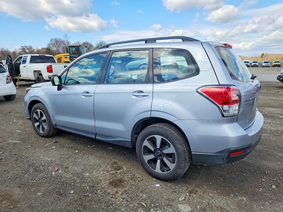 50160806 :رقم المزاد ، JF2SJABCXJH613976 vin ، 2018 Subaru Forester مزاد بيع