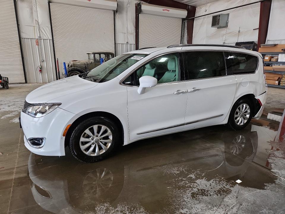 Auction sale of the 2018 Chrysler Pacifica, vin: 2C4RC1BG1JR269789, lot number: 49230076