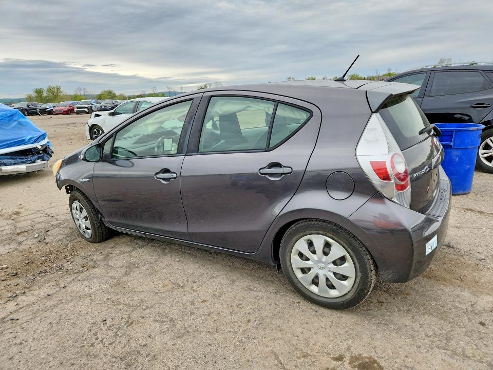 Продажа на аукционе авто 2013 Toyota Prius C, vin: JTDKDTB32D1557109, номер лота: 51190496