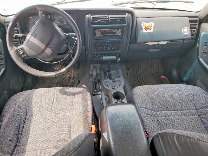 Продажа на аукционе авто 2001 Jeep Cherokee, vin: 1J4FF48S81L511553, номер лота: 49400996