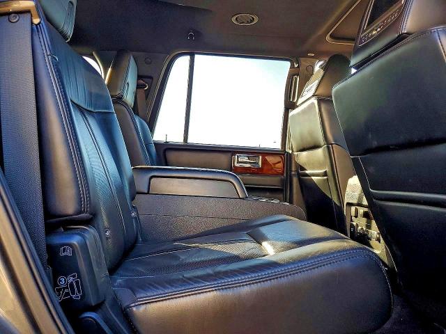 Продаж на аукціоні авто 2015 Lincoln Townhouse Navigator, vin: 5LMJJ2HT8FEJ01738, номер лоту: 51463866