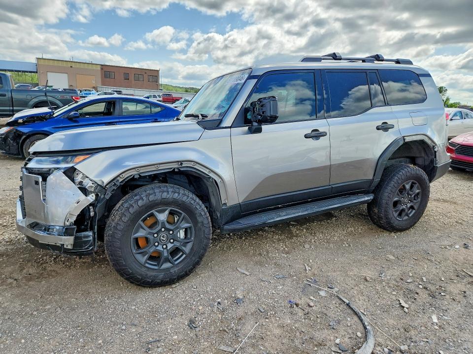 Продажа на аукционе авто 2024 Lexus Gx 550, vin: JTJTBCDX3R5021809, номер лота: 51189046