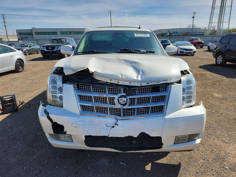 49183396 :رقم المزاد ، 1GYS4DEF5BR133136 vin ، 2011 Cadillac Escalade مزاد بيع