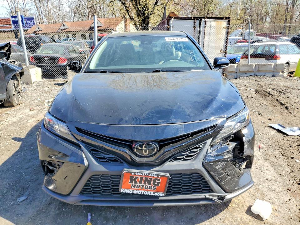 Продаж на аукціоні авто 2022 Toyota Camry, vin: 4T1G11AK9NU679425, номер лоту: 48039726