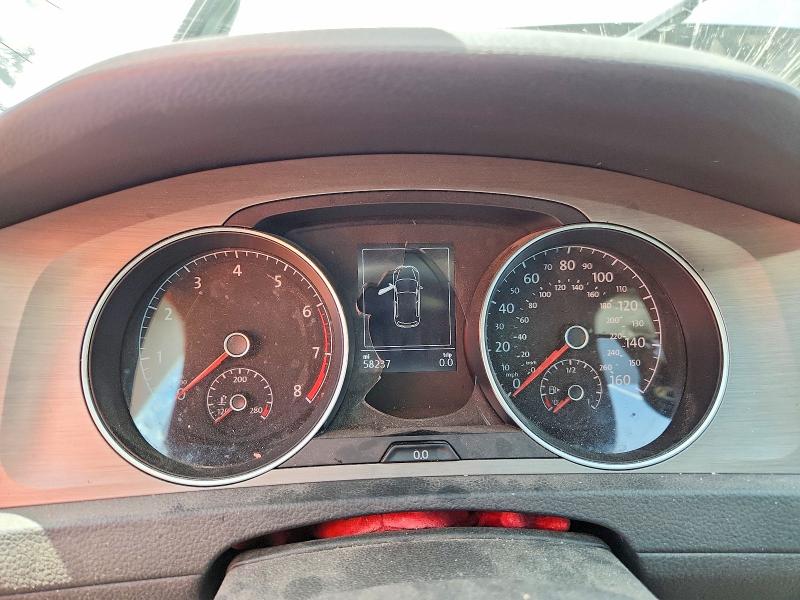 51014306 :رقم المزاد ، 3VW217AU9HM010158 vin ، 2017 Volkswagen Golf مزاد بيع