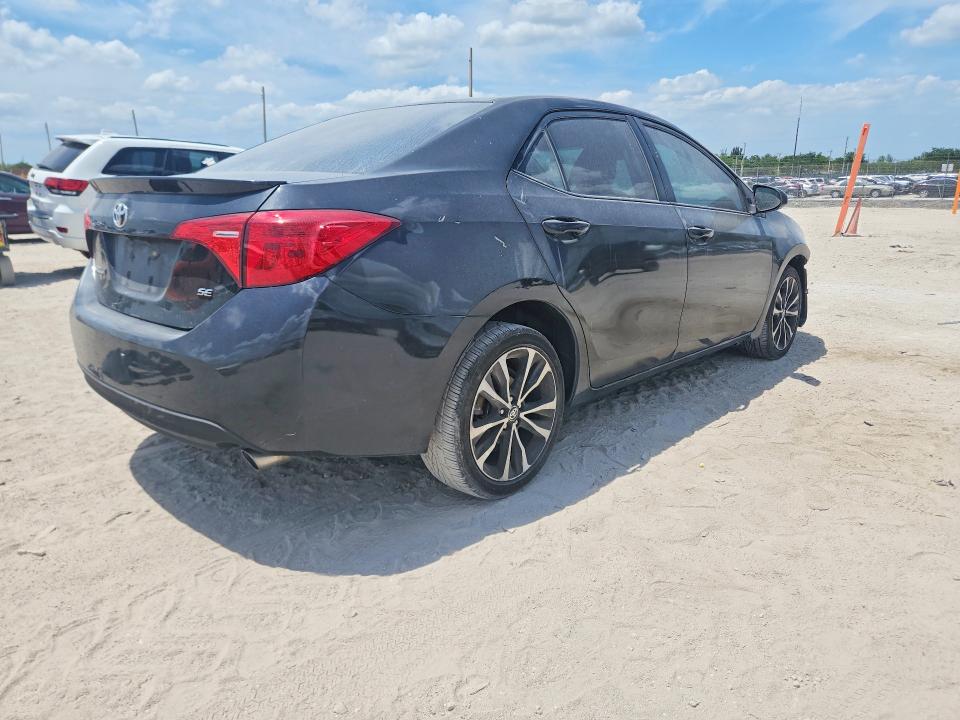 51867336 :رقم المزاد ، 2T1BURHE7HC781523 vin ، 2017 Toyota Corolla مزاد بيع