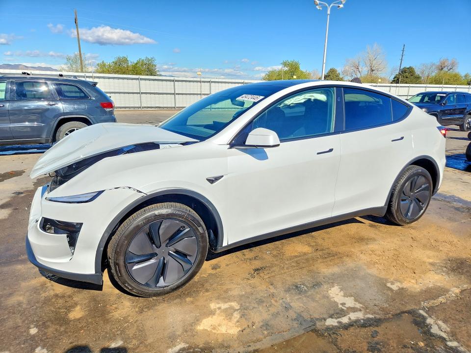 48472446 :رقم المزاد ، 7SAYGDEE4TF573048 vin ، 2026 Tesla Model Y مزاد بيع