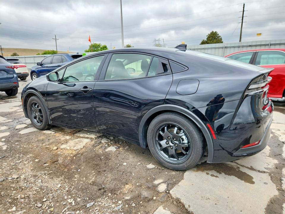 51199126 :رقم المزاد ، JTDACACU4T3061774 vin ، 2026 Toyota Prius Plug-in Hybrid مزاد بيع
