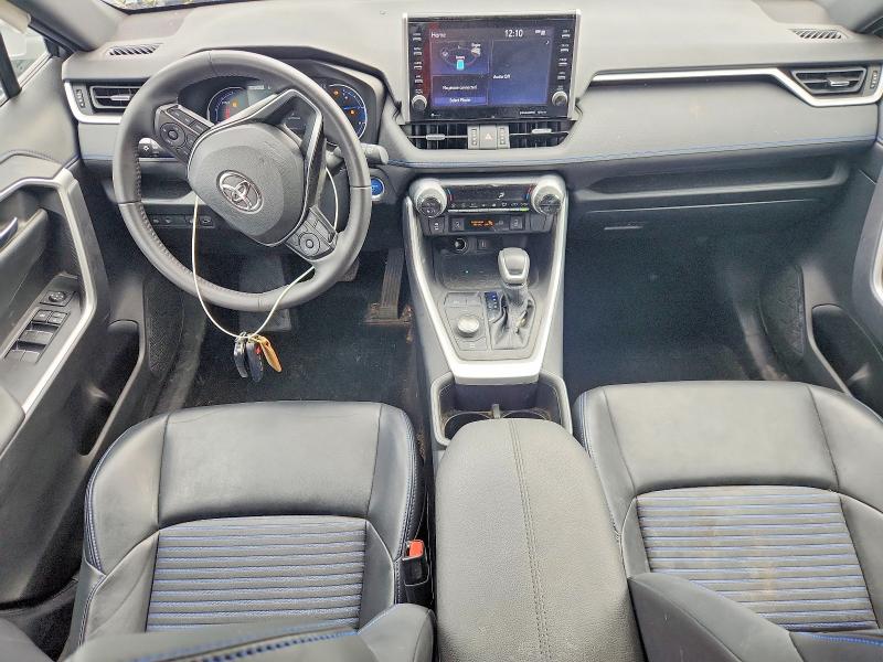 73531595 :رقم المزاد ، 2T3E6RFV3NW030639 vin ، 2022 Toyota Rav4 مزاد بيع