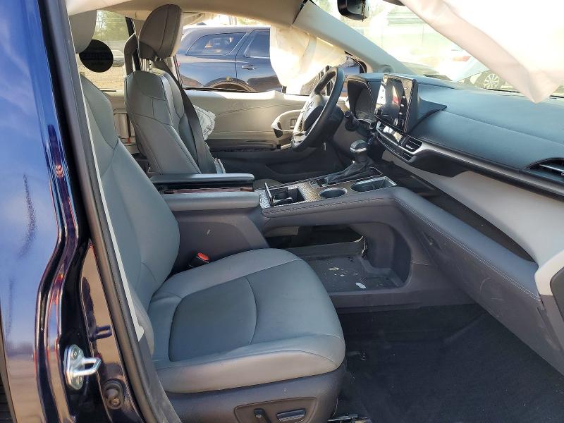 Продажа на аукционе авто 2023 Toyota Sienna, vin: 5TDJSKFC2PS106405, номер лота: 49291216