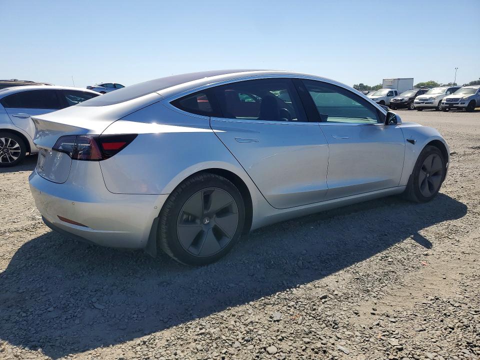 51986296 :رقم المزاد ، 5YJ3E1EA4JF014234 vin ، 2018 Tesla Model 3 مزاد بيع