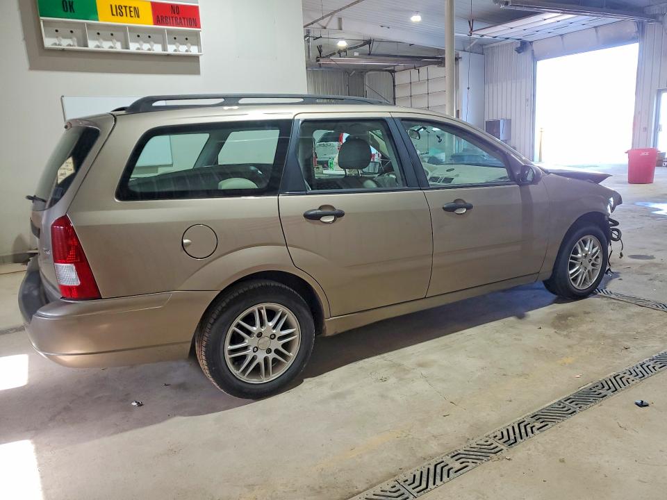 49112146 :رقم المزاد ، 1FAFP36N55W126648 vin ، 2005 Ford Focus مزاد بيع