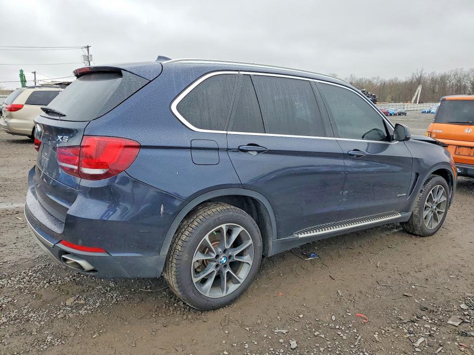 48083856 :رقم المزاد ، 5UXKR0C51J0X88826 vin ، 2018 Bmw X5 مزاد بيع