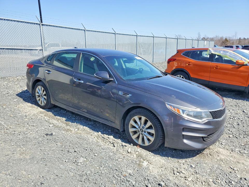 Продаж на аукціоні авто 2017 Kia Optima, vin: 5XXGT4L3XHG163011, номер лоту: 48818666