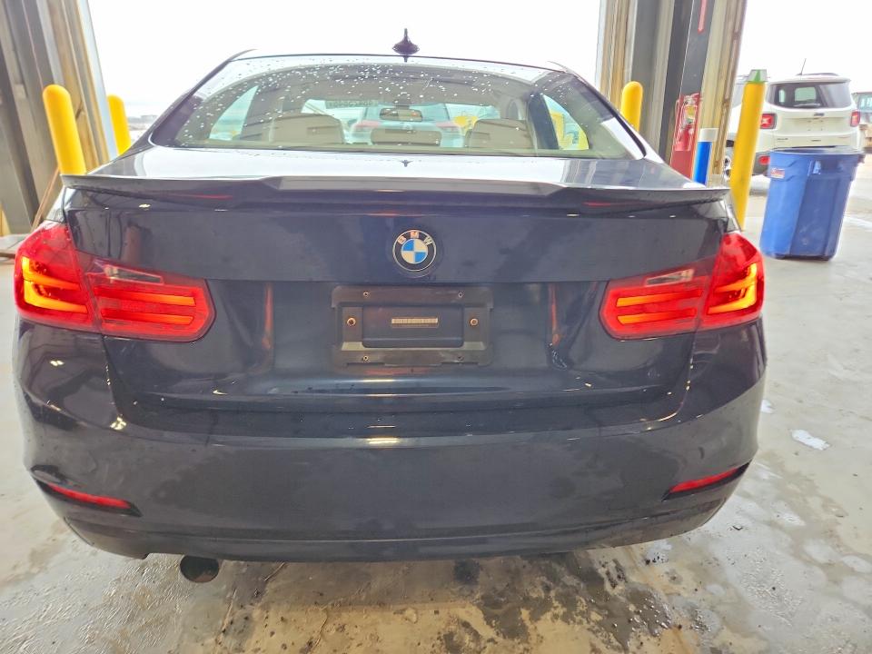 2013 Bmw 328 მანქანა იყიდება აუქციონზე, vin: WBA3B3G54DNR79506, აუქციონის ნომერი: 48425846