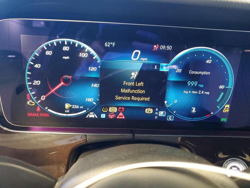 49845386 :رقم المزاد ، W1KZF8EB4NB028366 vin ، 2022 Mercedes-benz E مزاد بيع