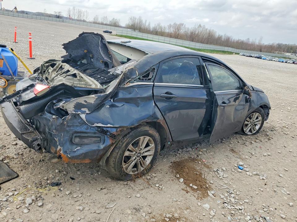 2011 Hyundai Sonata მანქანა იყიდება აუქციონზე, vin: 5NPEB4AC1BH307666, აუქციონის ნომერი: 49881386