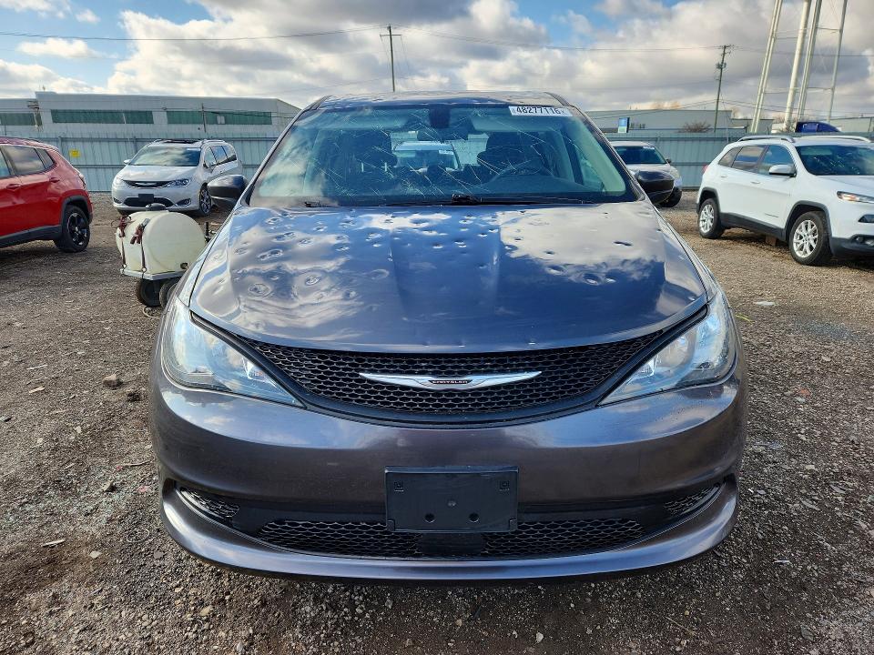 48277116 :رقم المزاد ، 2C4RC1CG9NR225432 vin ، 2022 Chrysler Voyager مزاد بيع