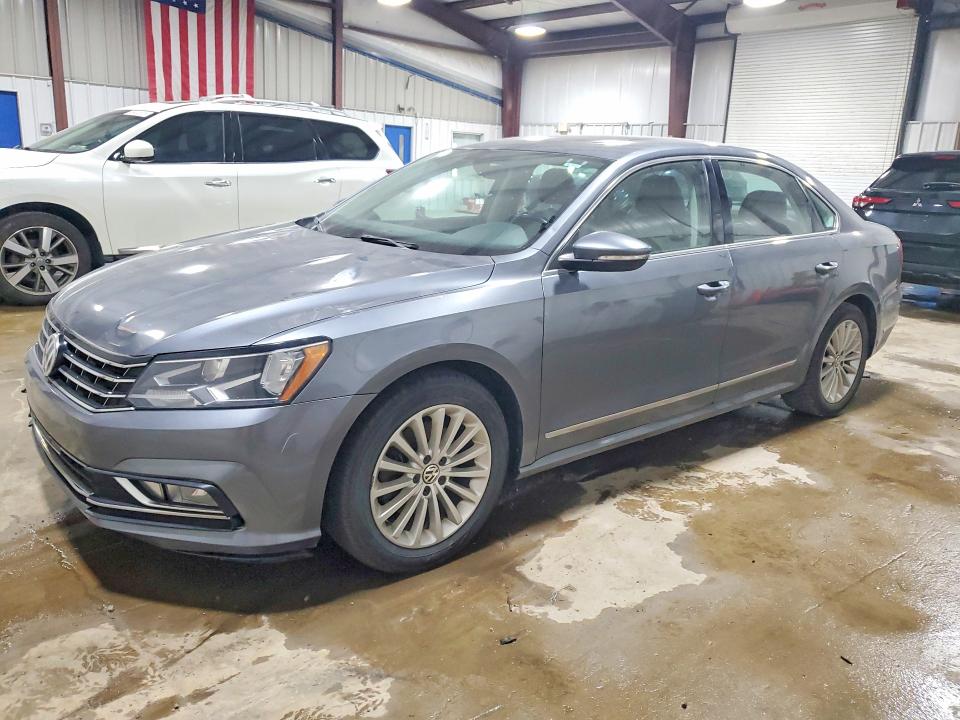 49983286 :رقم المزاد ، 1VWBT7A35GC068754 vin ، 2016 Volkswagen Passat مزاد بيع