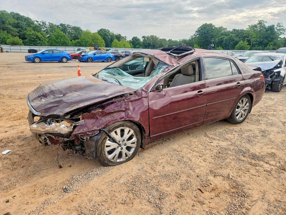 50721566 :رقم المزاد ، 4T1BK3DB3AU353290 vin ، 2010 Toyota Avalon مزاد بيع