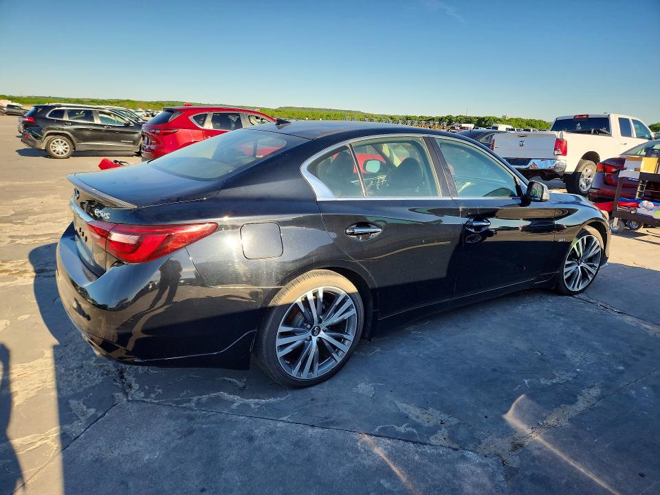 48531966 :رقم المزاد ، JN1EV7AR2JM434124 vin ، 2018 Infiniti Q50 مزاد بيع