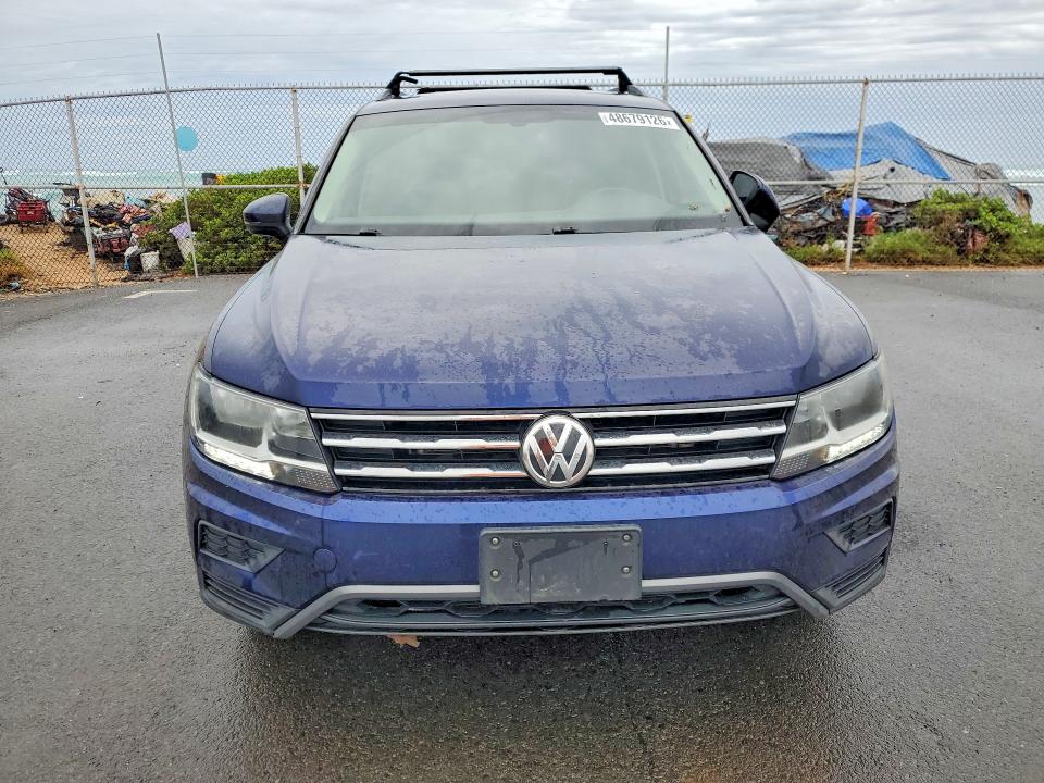 48679126 :رقم المزاد ، 3VV3B7AX5MM082582 vin ، 2021 Volkswagen Tiguan مزاد بيع