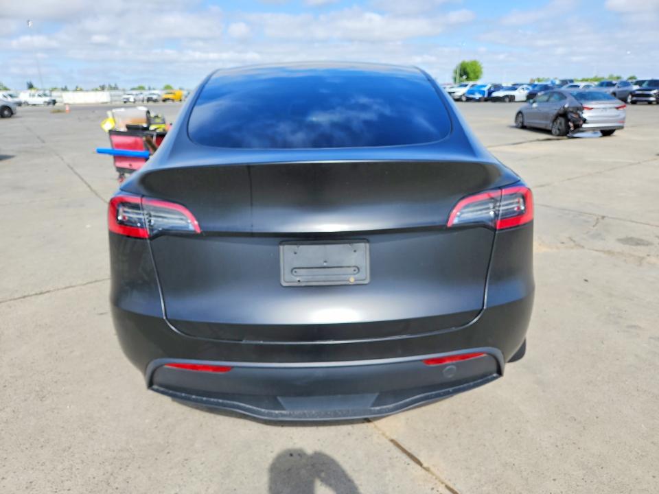 2021 Tesla Model Y მანქანა იყიდება აუქციონზე, vin: 5YJYGDEE2MF115720, აუქციონის ნომერი: 49230376