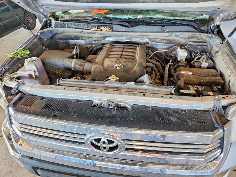 51704646 :رقم المزاد ، 5TFUY5F14HX598619 vin ، 2017 Toyota Tundra مزاد بيع