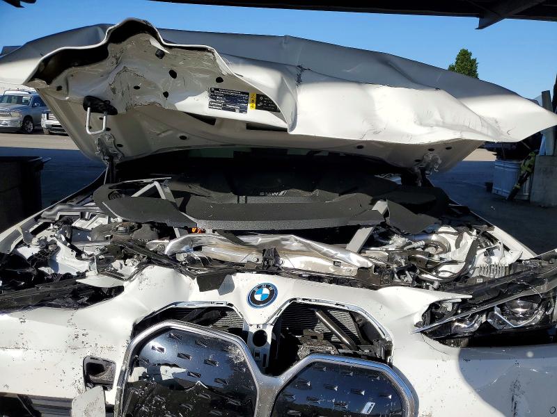 49907906 :رقم المزاد ، WBY43AW05RFS74809 vin ، 2024 Bmw I4 مزاد بيع
