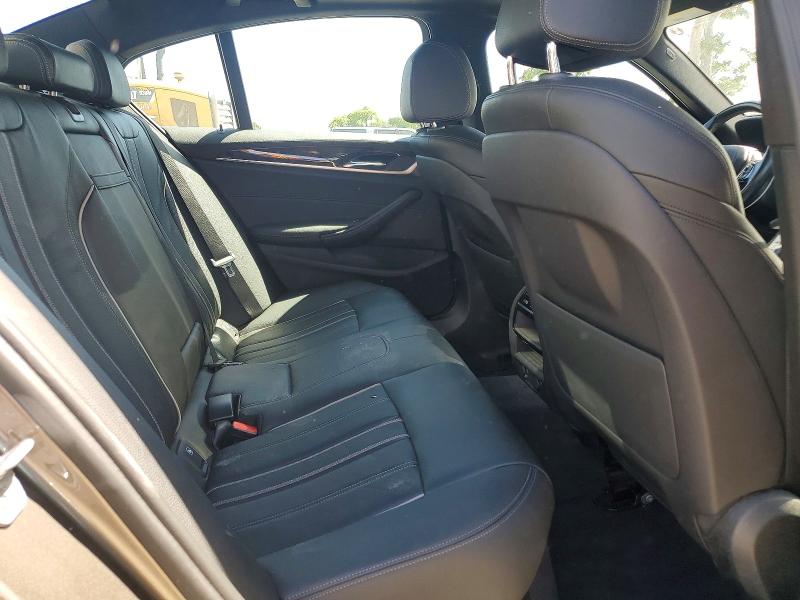 51851206 :رقم المزاد ، WBAJA5C3XHWA34816 vin ، 2017 Bmw 530 مزاد بيع