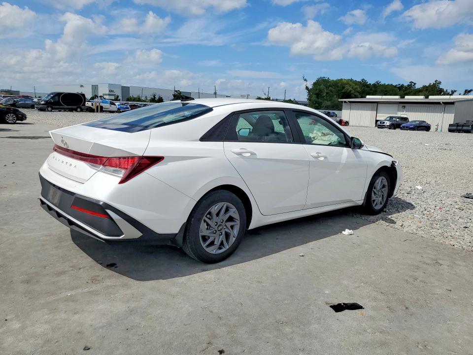 Продаж на аукціоні авто 2024 Hyundai Elantra, vin: KMHLM4DG8RU798619, номер лоту: 49586486