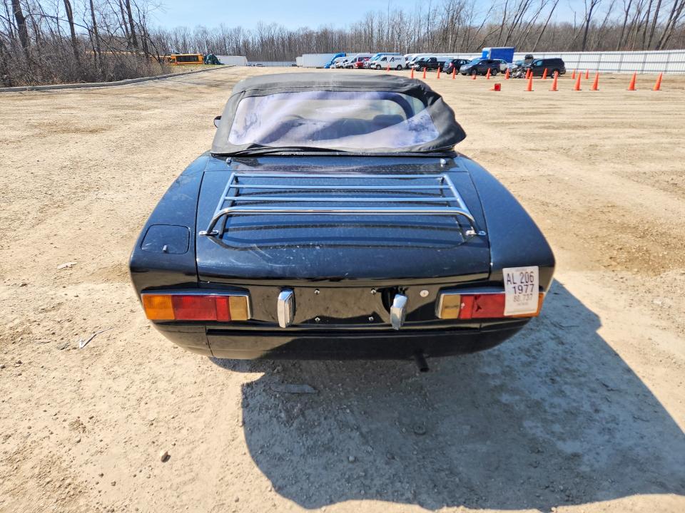49011016 :رقم المزاد ، 124CS10124477 vin ، 1977 Fiat 124 Spider مزاد بيع
