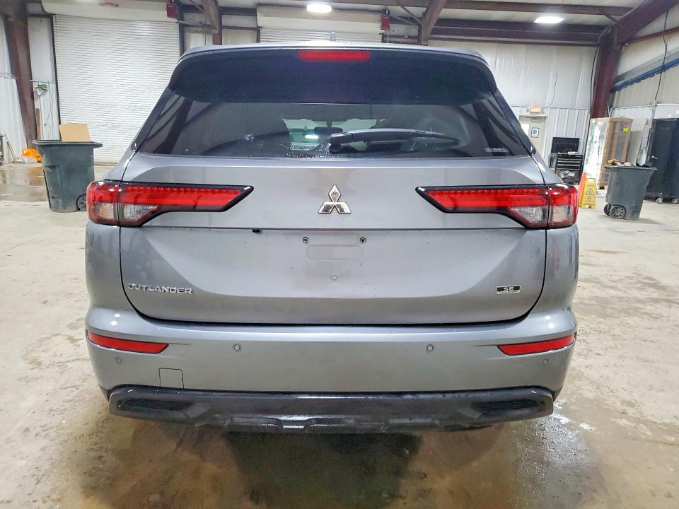 51588986 :رقم المزاد ، JA4J4UA8XPZ030417 vin ، 2023 Mitsubishi Outlander مزاد بيع