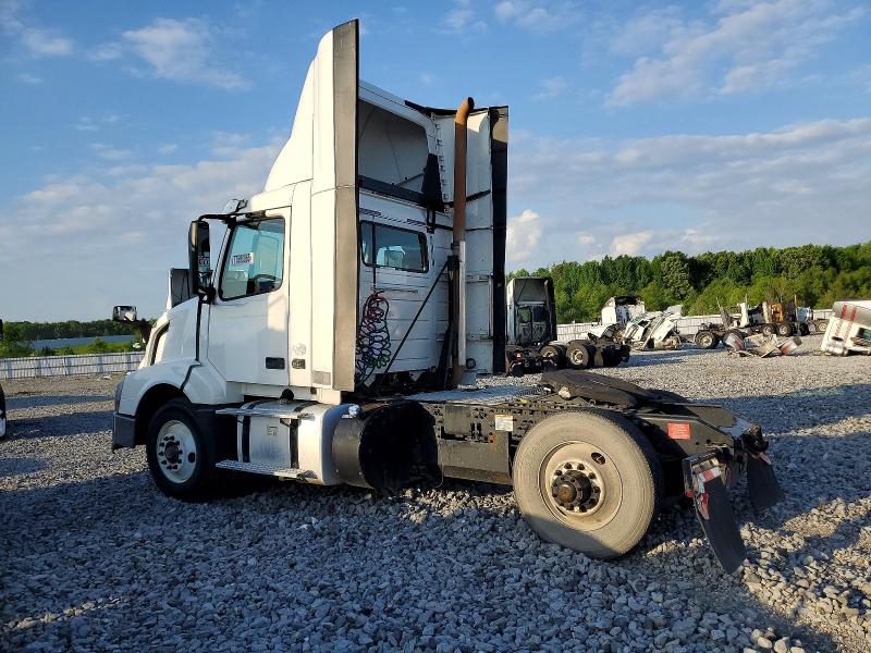 77500065 :رقم المزاد ، 4V4N39TG6HN988141 vin ، 2017 Volvo Vnl مزاد بيع