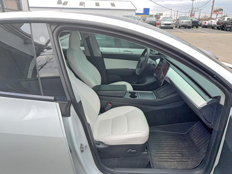2022 Tesla Model Y მანქანა იყიდება აუქციონზე, vin: 7SAYGAEE4NF324475, აუქციონის ნომერი: 49810766