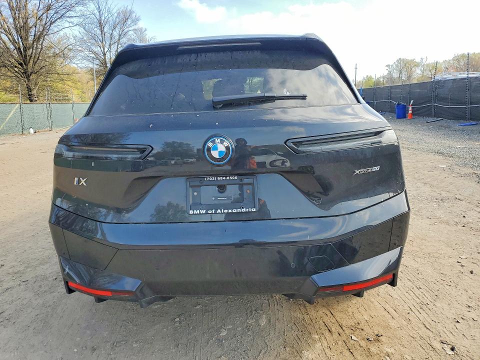 47950296 :رقم المزاد ، WB523CF0XRCR75945 vin ، 2024 Bmw Ix مزاد بيع