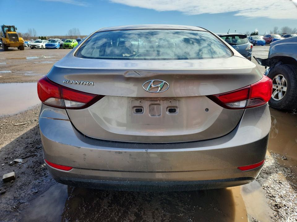49662246 :رقم المزاد ، 5NPDH4AE9FH649657 vin ، 2015 Hyundai Elantra L 4dr مزاد بيع