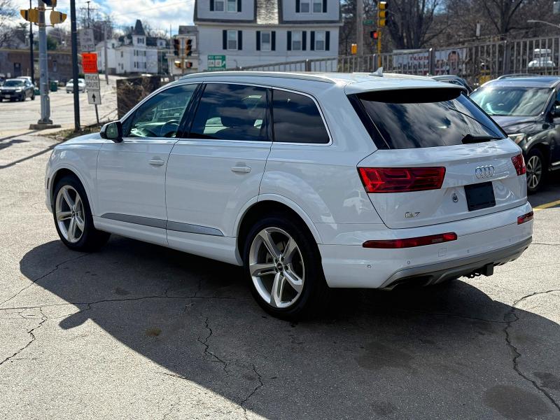 Продаж на аукціоні авто 2019 Audi Q7, vin: WA1VAAF77KD012049, номер лоту: 49025036