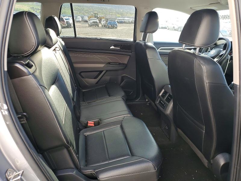 49516996 :رقم المزاد ، 1V2HR2CA2MC557018 vin ، 2021 Volkswagen Atlas مزاد بيع