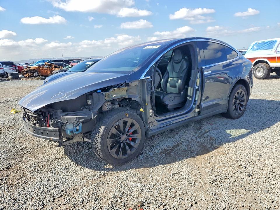 Aukcja sprzedaży 2017 Tesla Model X, vin: 5YJXCBE4XHF062726, numer aukcji: 49148236