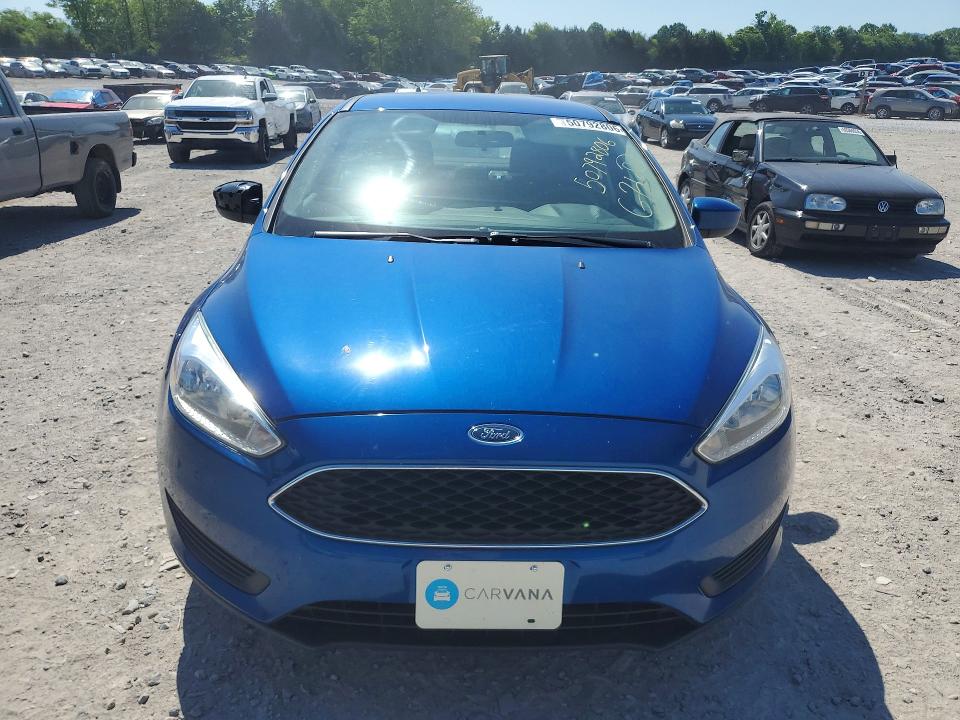 50792806 :رقم المزاد ، 1FADP3F2XJL318821 vin ، 2018 Ford Focus مزاد بيع