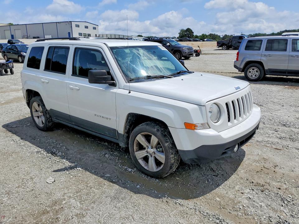 51686636 :رقم المزاد ، 1C4NJPBBXGD732407 vin ، 2016 Jeep Patriot مزاد بيع