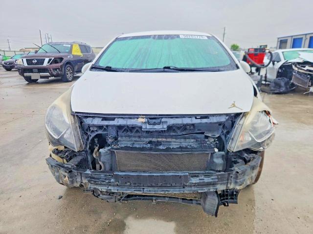2017 Kia Rio მანქანა იყიდება აუქციონზე, vin: KNADM4A31H6063121, აუქციონის ნომერი: 50285726