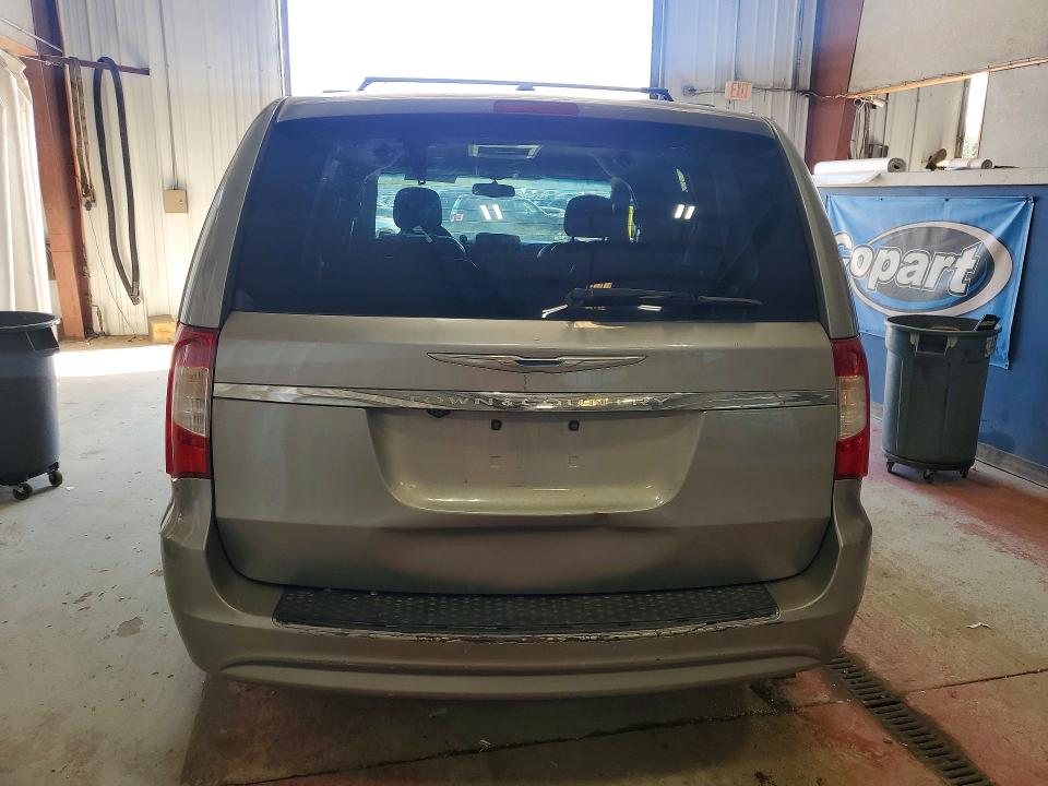 2015 Chrysler Town & Country მანქანა იყიდება აუქციონზე, vin: 2C4RC1BG8FR521786, აუქციონის ნომერი: 50095316
