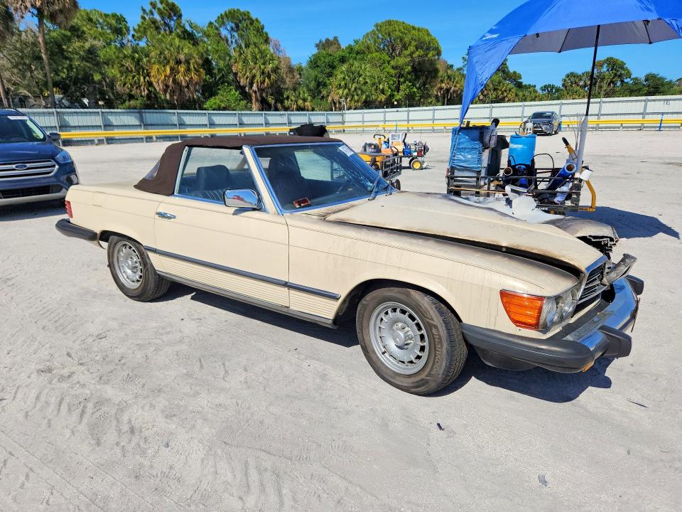 Продаж на аукціоні авто 1985 Mercedes Benz 380, vin: WDBBA45C5FA020777, номер лоту: 49706636