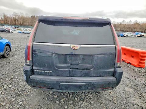 2019 Cadillac Escalade მანქანა იყიდება აუქციონზე, vin: 1GYS4HKJ4KR262145, აუქციონის ნომერი: 46878616